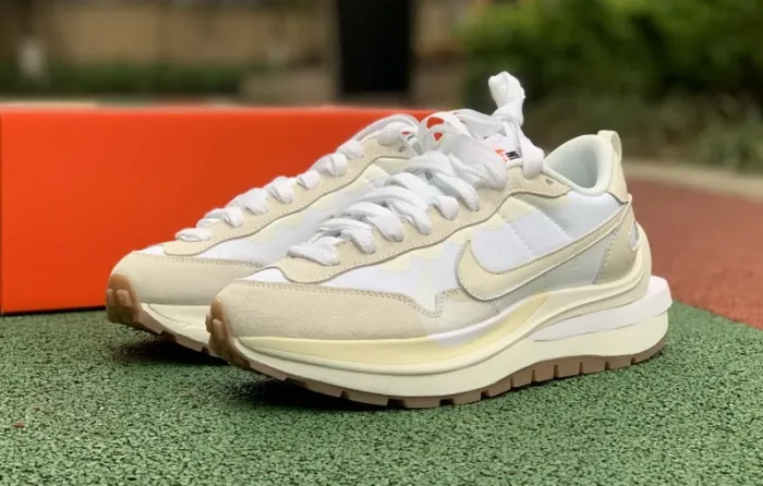 Authentic sacai x Nike Vaporwaffle “Sail”