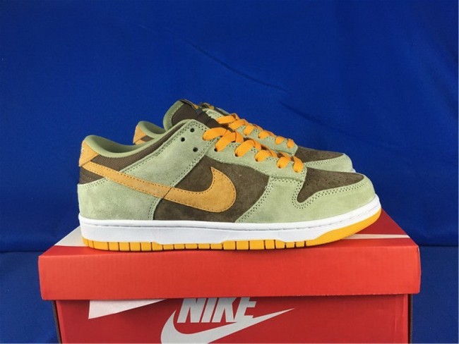 Authentic Nike Dunk Low SE “Dusty Olive”