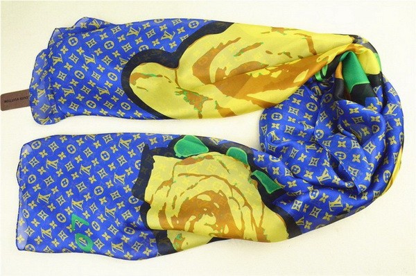 LV Silk Scarf AAA-042