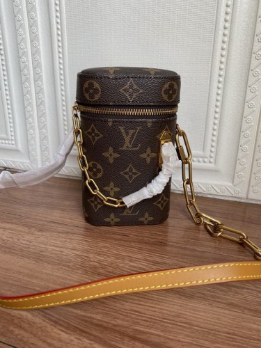 LV Hangbags AAA Women-378