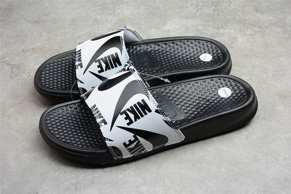 Men slippers-105