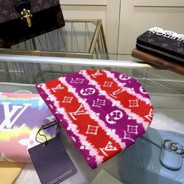 LV Wool Cap Scarf AAA-064