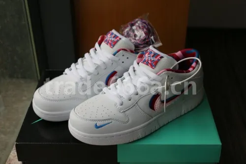 Authentic Nike SB dunk low Pro x Parra