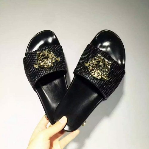 Versace women slippers AAA-011