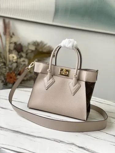 LV Hangbags AAA Women-766