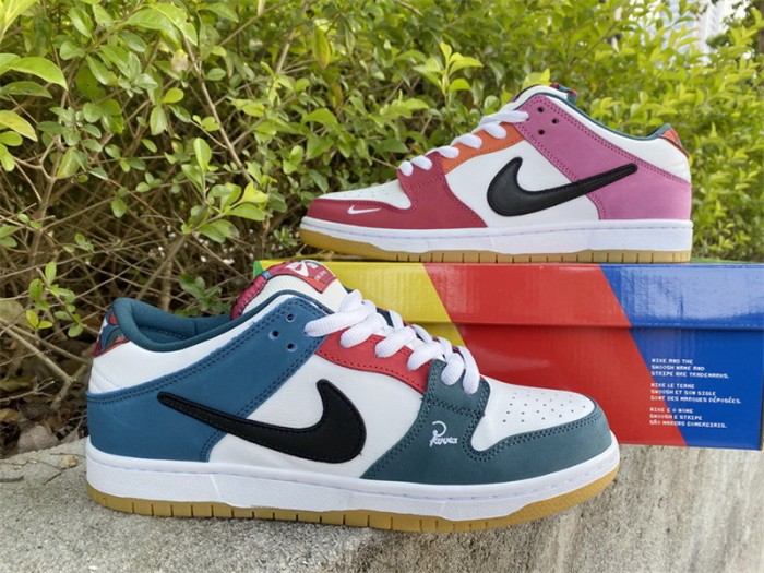 Authentic Parra x Nike SB Dunk Low  DH7695-100