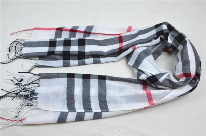 Burberry Silk Scarf AAA-386