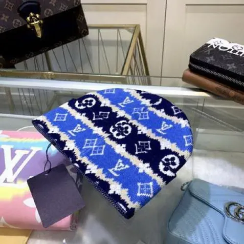 LV Wool Cap Scarf AAA-065