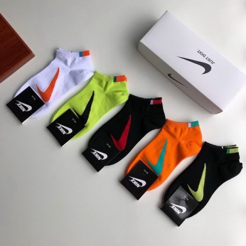 Nike Socks-057