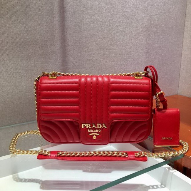 Prada Handbags AAA-062