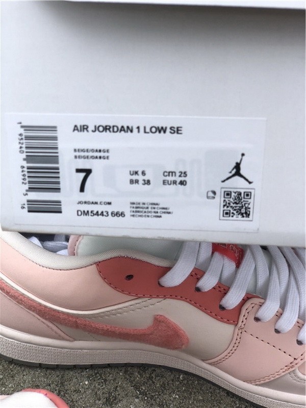 Authentic Air Jordan 1  Low SE Pink