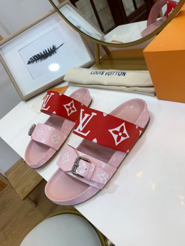 LV women slippers AAA-038