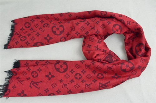 LV Silk Scarf AAA-180