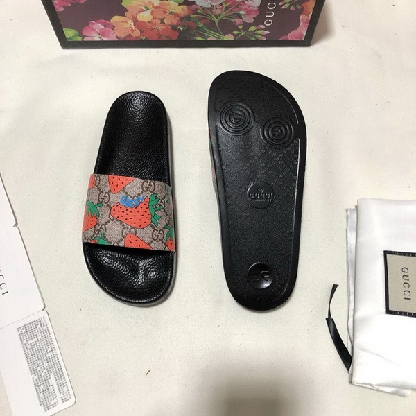 G women slippers AAA-121