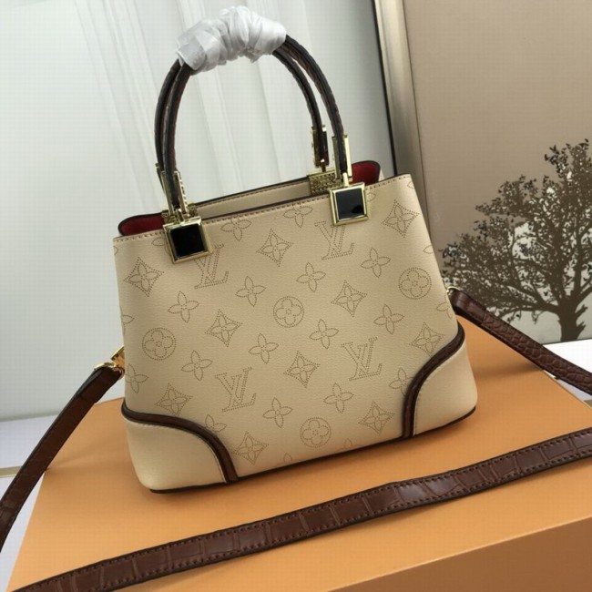 LV Hangbags AAA Women-633