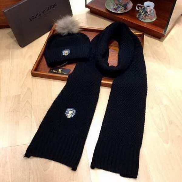 LV Wool Cap Scarf AAA-093