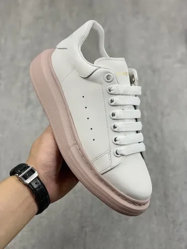 Alexander McQueen Women Shoes 1：1 quality-330
