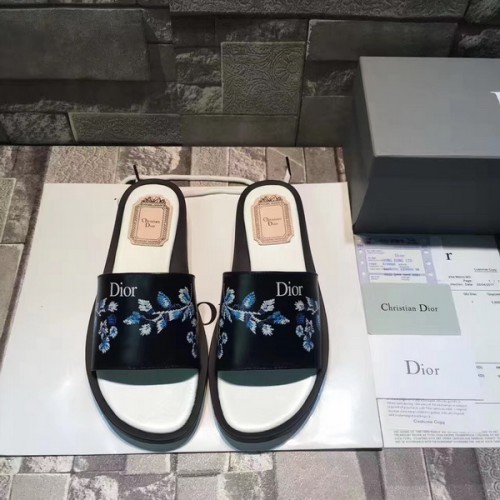 Dior women slippers AAA-003(35-40)