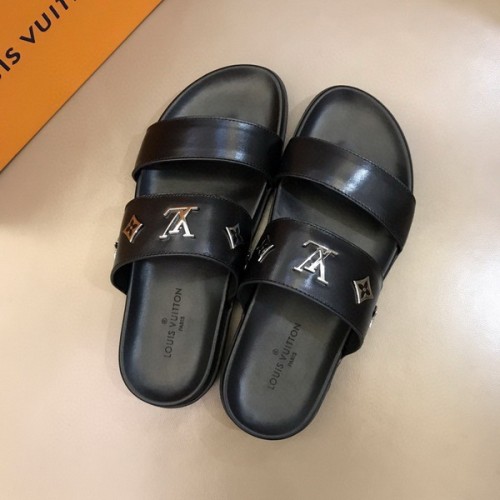 LV men slippers AAA-522