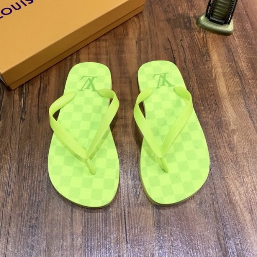 LV men slippers AAA-576
