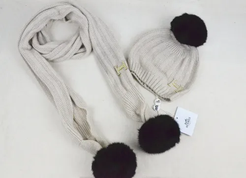 Hermes Wool Cap Scarf AAA-009