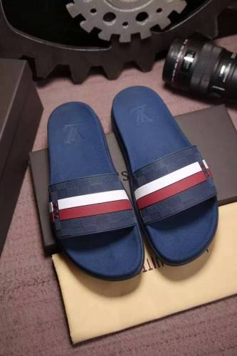 LV men slippers AAA-106