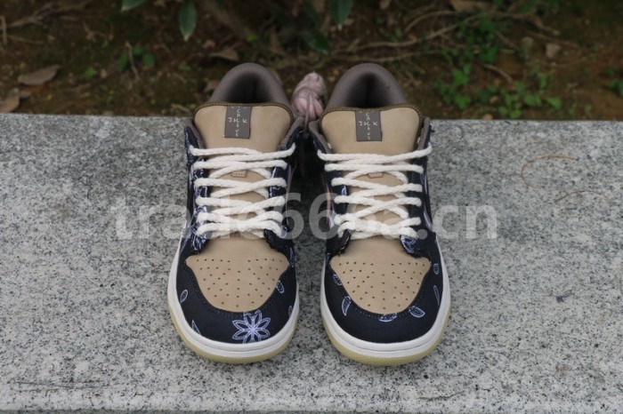 Authentic Travis Scott x Nike Dunk SB