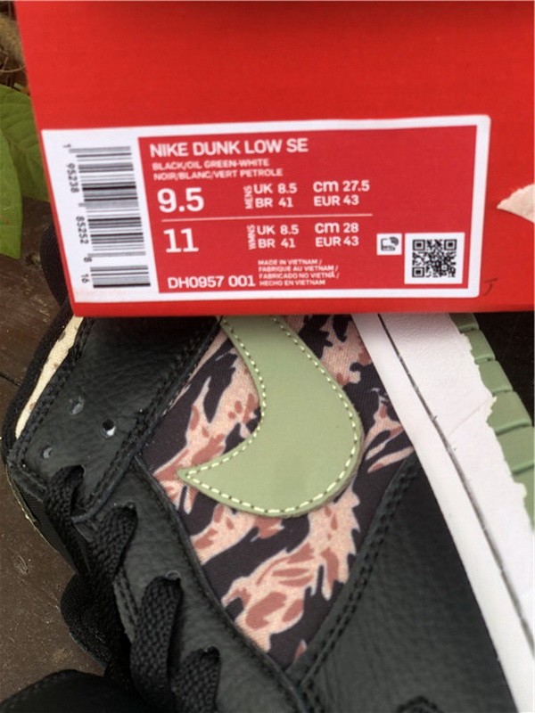 Authentic Nike Dunk Low SE“Oil Green”