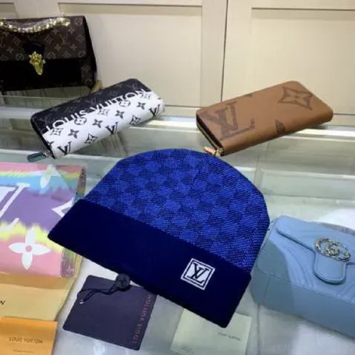 LV Wool Cap Scarf AAA-077