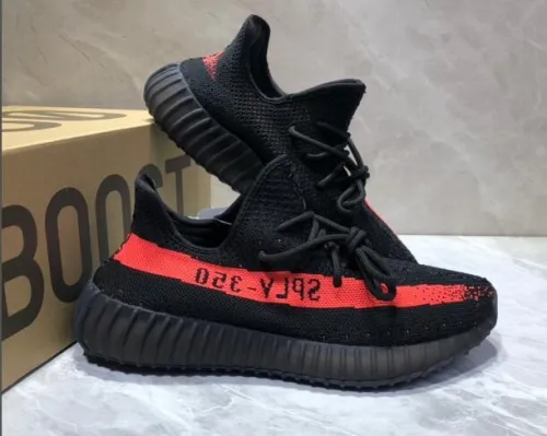 Yeezy 350 Boost V2 shoes AAA Quality-002
