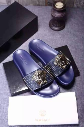 Versace men slippers AAA-057