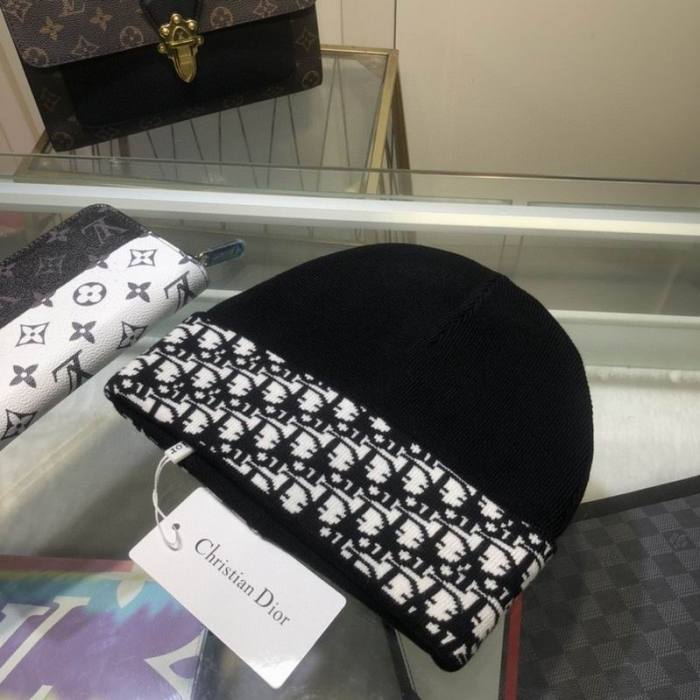 Dior Wool Cap Scarf AAA-046