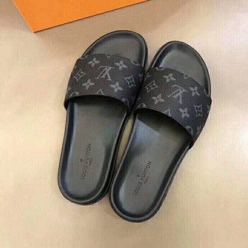 LV men slippers AAA-693