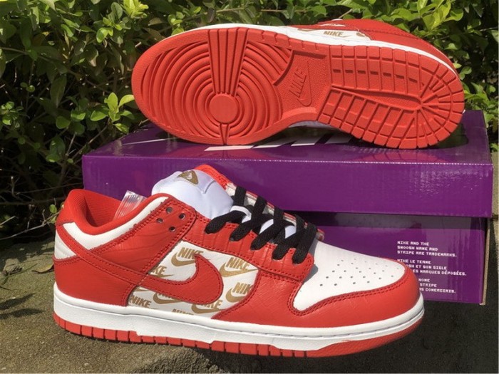 Authentic Supreme x Nike SB Dunk Low Red