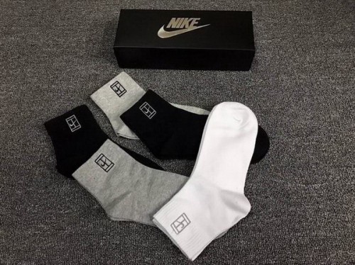 Nike Socks-015