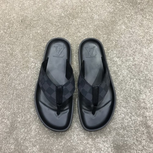 LV men slippers AAA-437