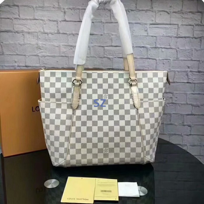 LV Hangbags AAA-359