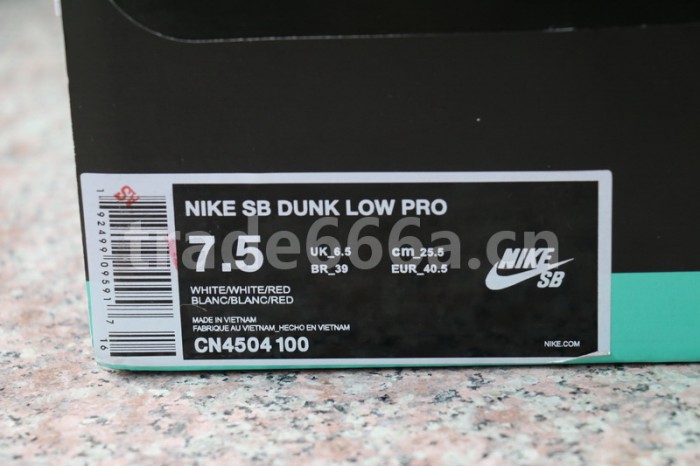 Authentic Nike SB dunk low Pro x Parra