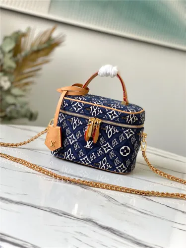 LV High End Quality Bag-696