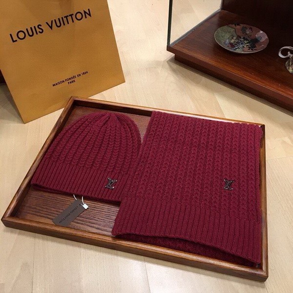 LV Wool Cap Scarf AAA-222