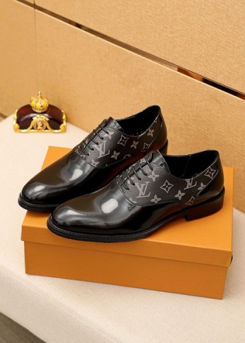 LV Men shoes 1：1 quality-4211