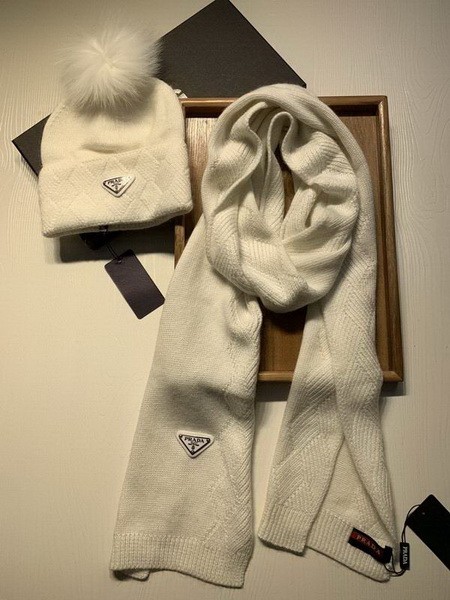 Prada Wool Cap Scarf AAA-087