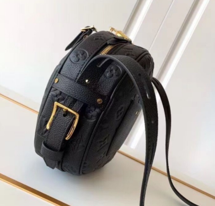 LV High End Quality Bag-988