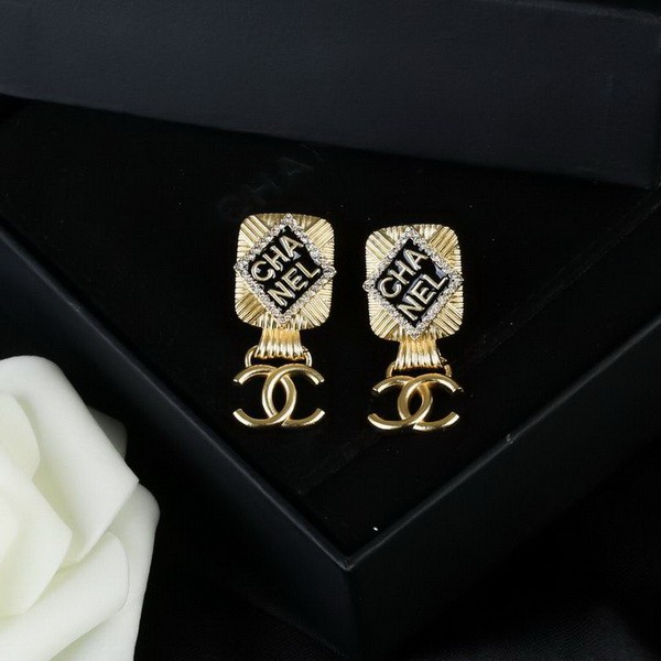 CHAL Earring-458