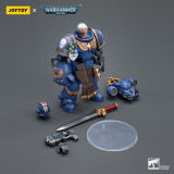 JOYTOY JT7677  Warhammer 40k 1: 18  Ultramarines Lieutenant with Power Fist