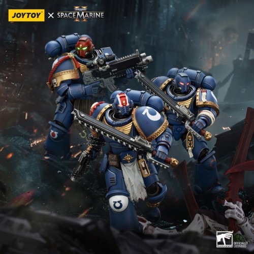 JOYTOY Warhammer 40k Collectors Edition Space Marine 2 Ultramarines  Lieutenant Titus, Sergeant Gadriel and Brother Chairon