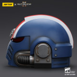 JOYTOY  Warhammer 40k 1: 1 Ultramarines Lieutenant Titus' MKX Helmet & Display Stand