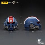 JOYTOY  Warhammer 40k 1: 1 Ultramarines Lieutenant Titus' MKX Helmet & Display Stand