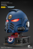JOYTOY  Warhammer 40k 1: 1 Ultramarines Captain MkX Helmet & Display Stand