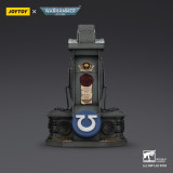 JOYTOY  Warhammer 40k 1: 1 Ultramarines Captain MkX Helmet & Display Stand